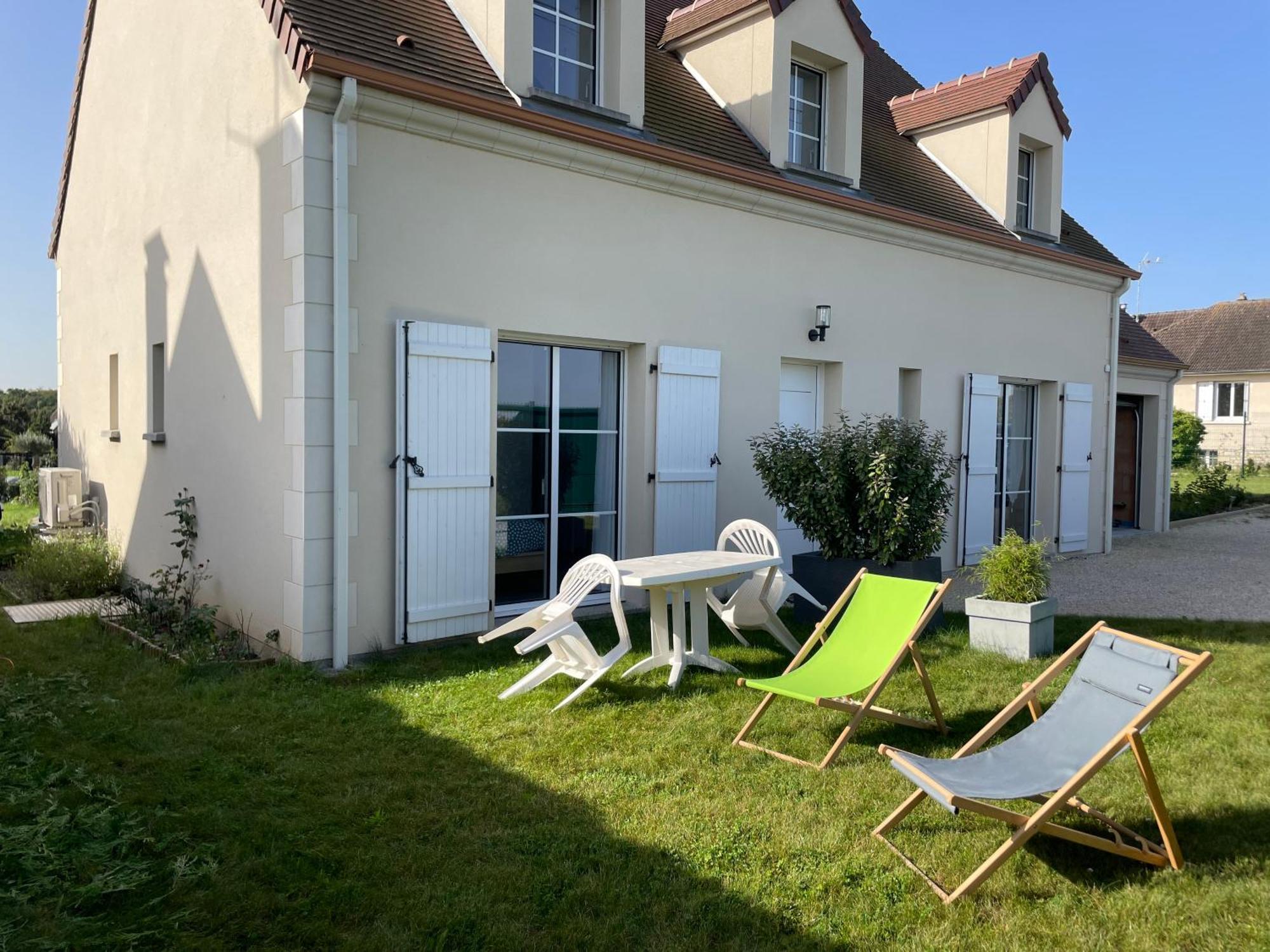 Mont-l'Eveque Chambre D'Hote Chancelier Guerin المظهر الخارجي الصورة
